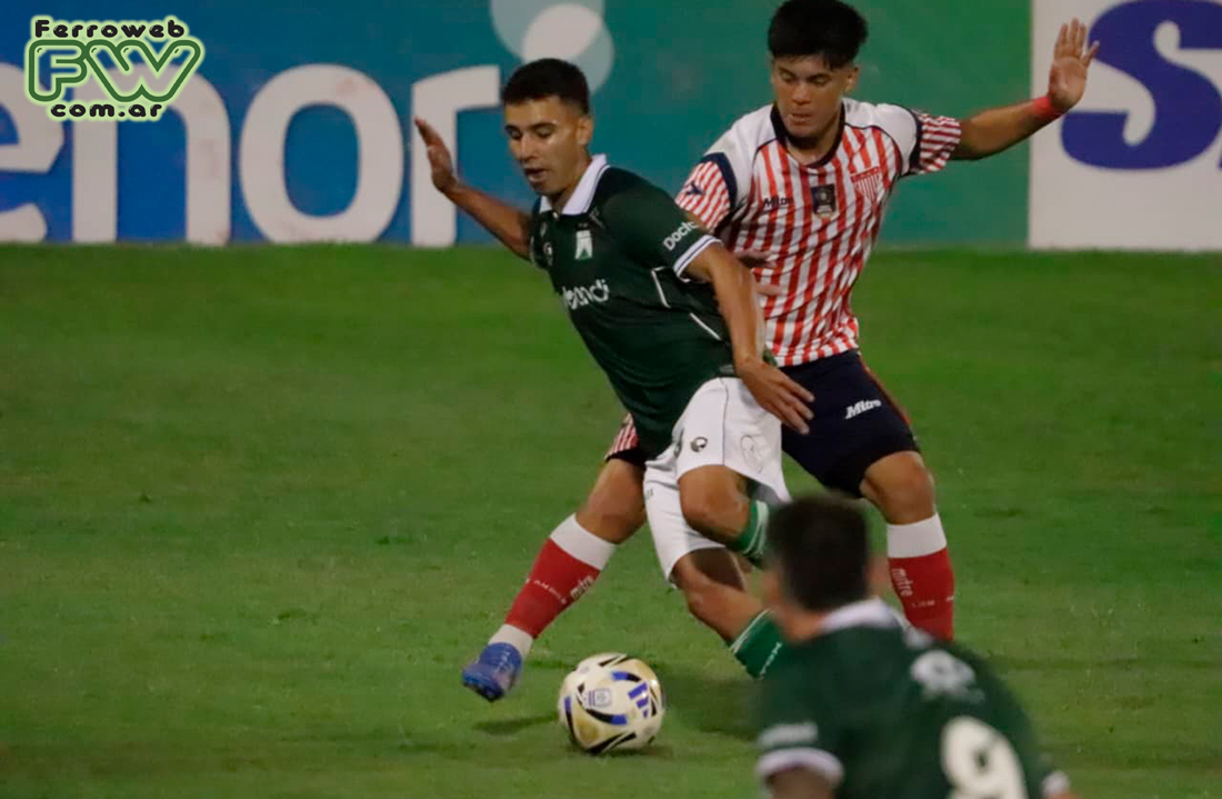 Campo intenta irse al ataque