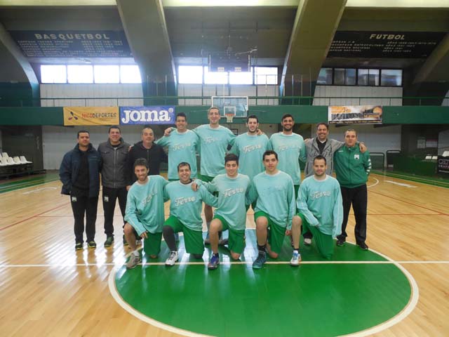 El club Ferro Carril Oeste probará jugadores de básquet y futbol