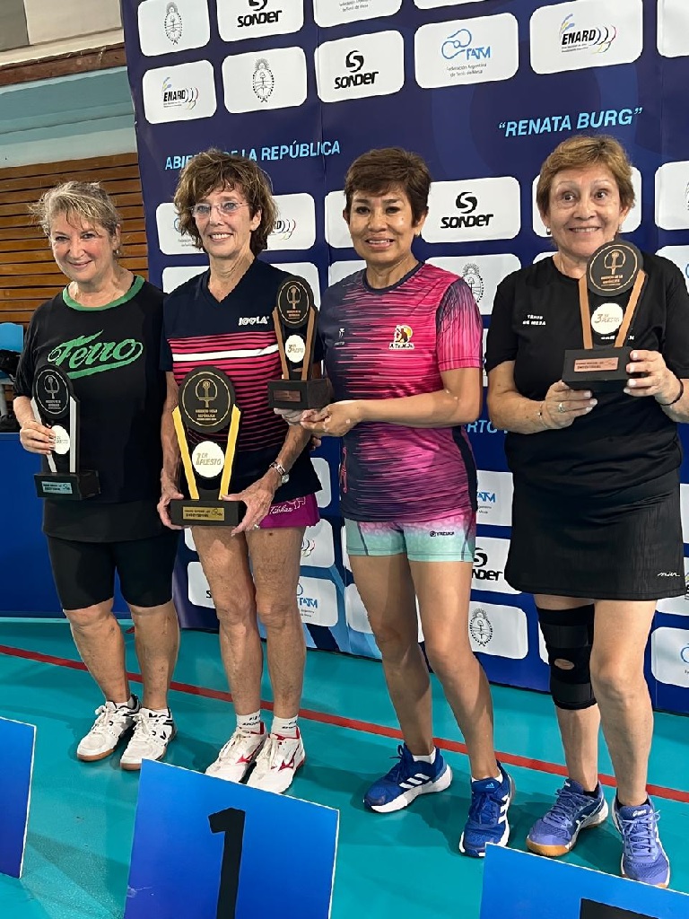 Podio Damas 60: Subcampeona Anabel Vitullo Podio Damas 60: Subcampeona Anabel Vitullo