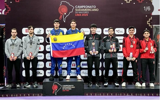 Foto Podio Doble Caballeros: Medalla de Plata Martn Bentancor/ Francisco Sanchi