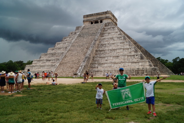 Ferro en Chichen Itza Ferro en Chichen Itza