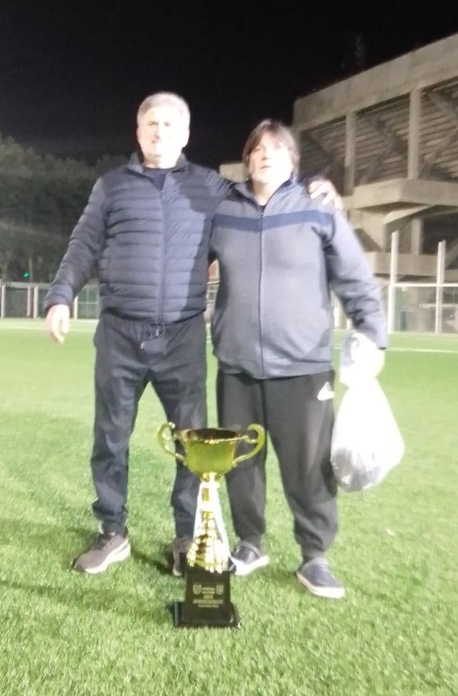 Gentileza Fútbol Senior Gentileza Fútbol Senior